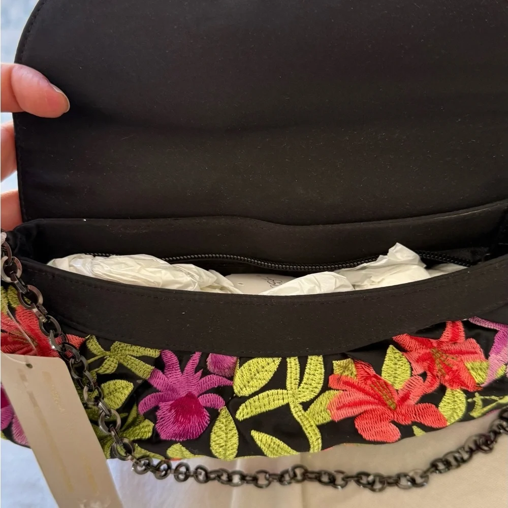 Black Floral Embroidered Clutch Bag - Women